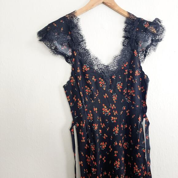 NEW Rumored Frontier Spanish Poppy Black Red Floral Lace Maxi Dress Small - Picture 10 of 15
